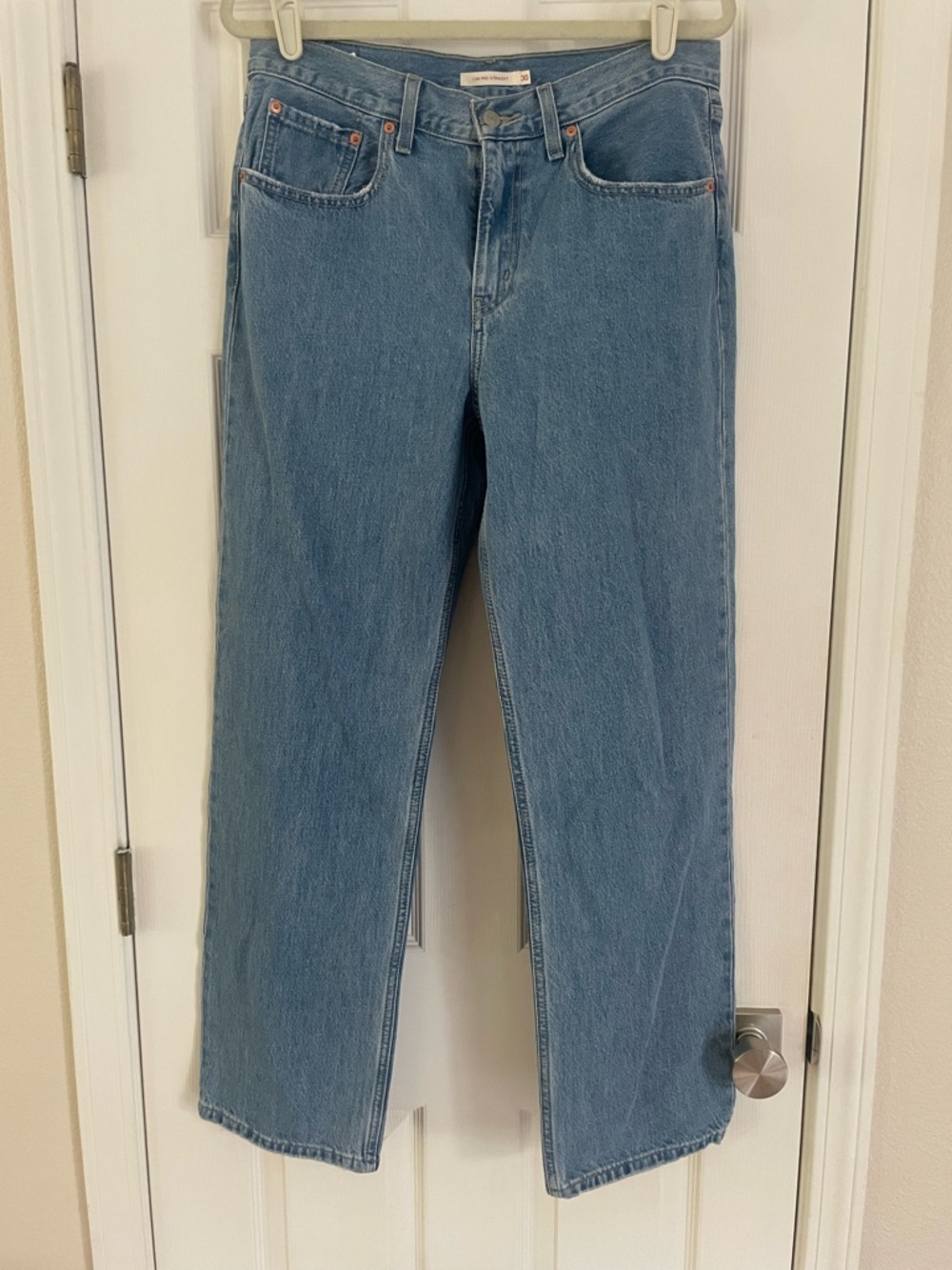 Levi's Low Pro Straight-Leg Jeans